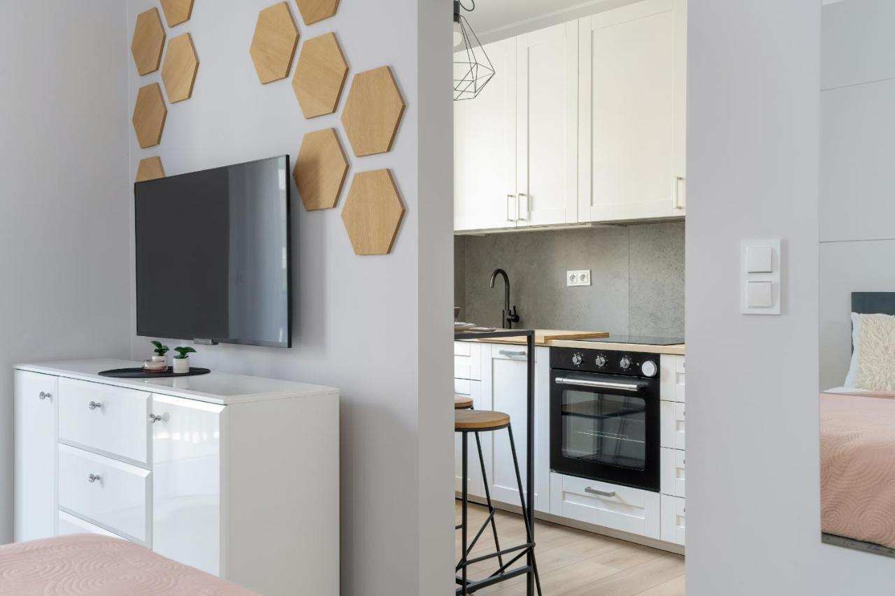 Apartamento Stylish & Comfy Garbary With Parking By Renters *