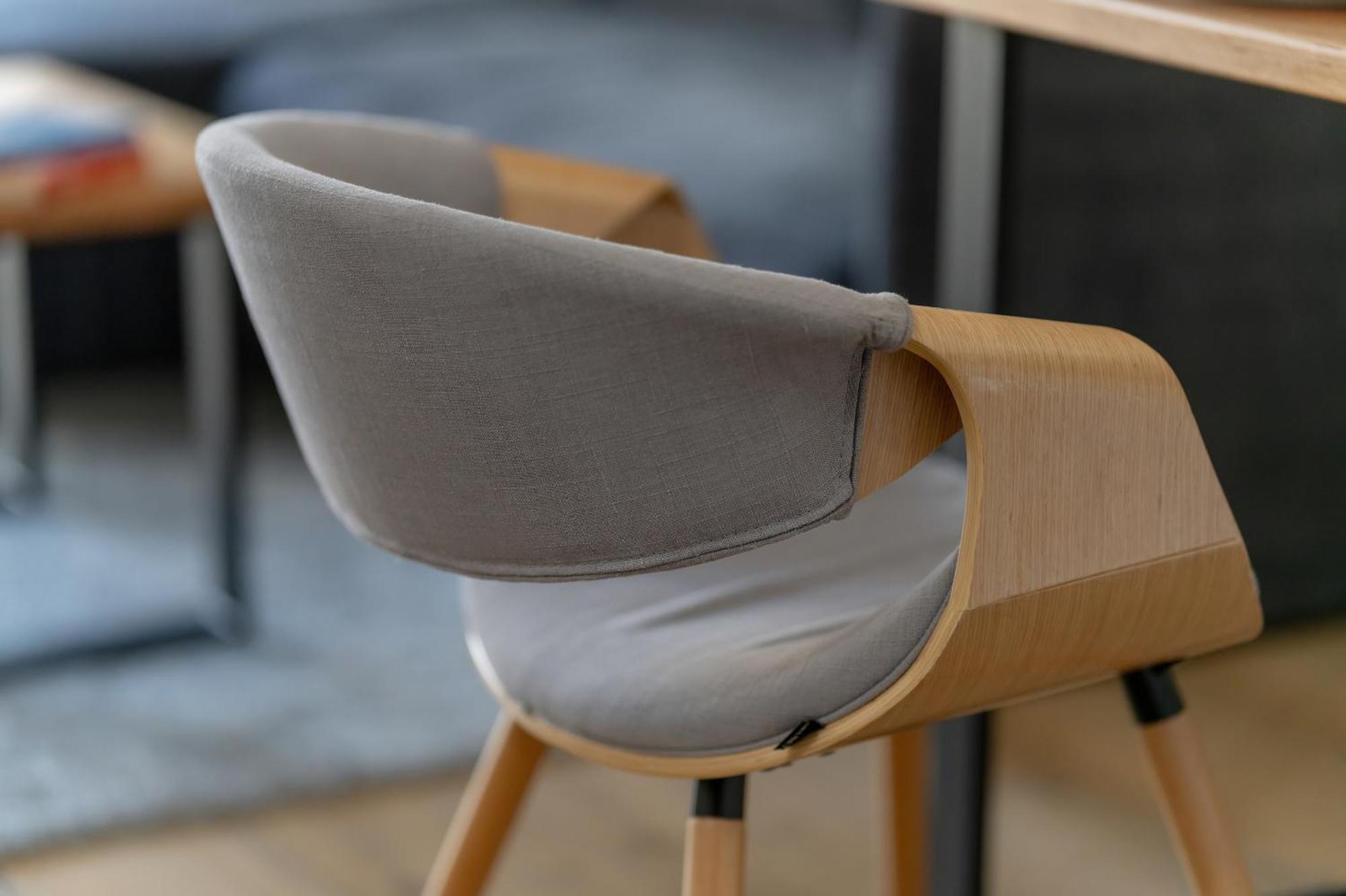 Stylish & Comfy Garbary With Parking By Renters Apartamento